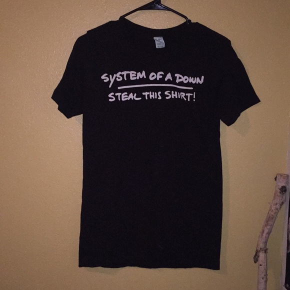 Hot Topic Other - On hold ✋🏽System of a Down shirt